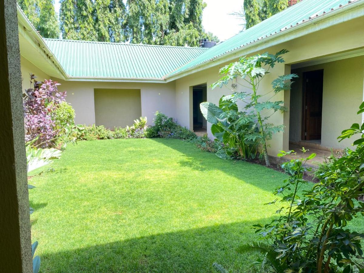 Sangana Lodge Moshi Kültér fotó