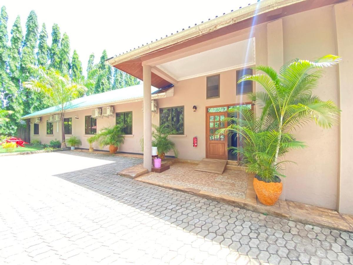 Sangana Lodge Moshi Kültér fotó